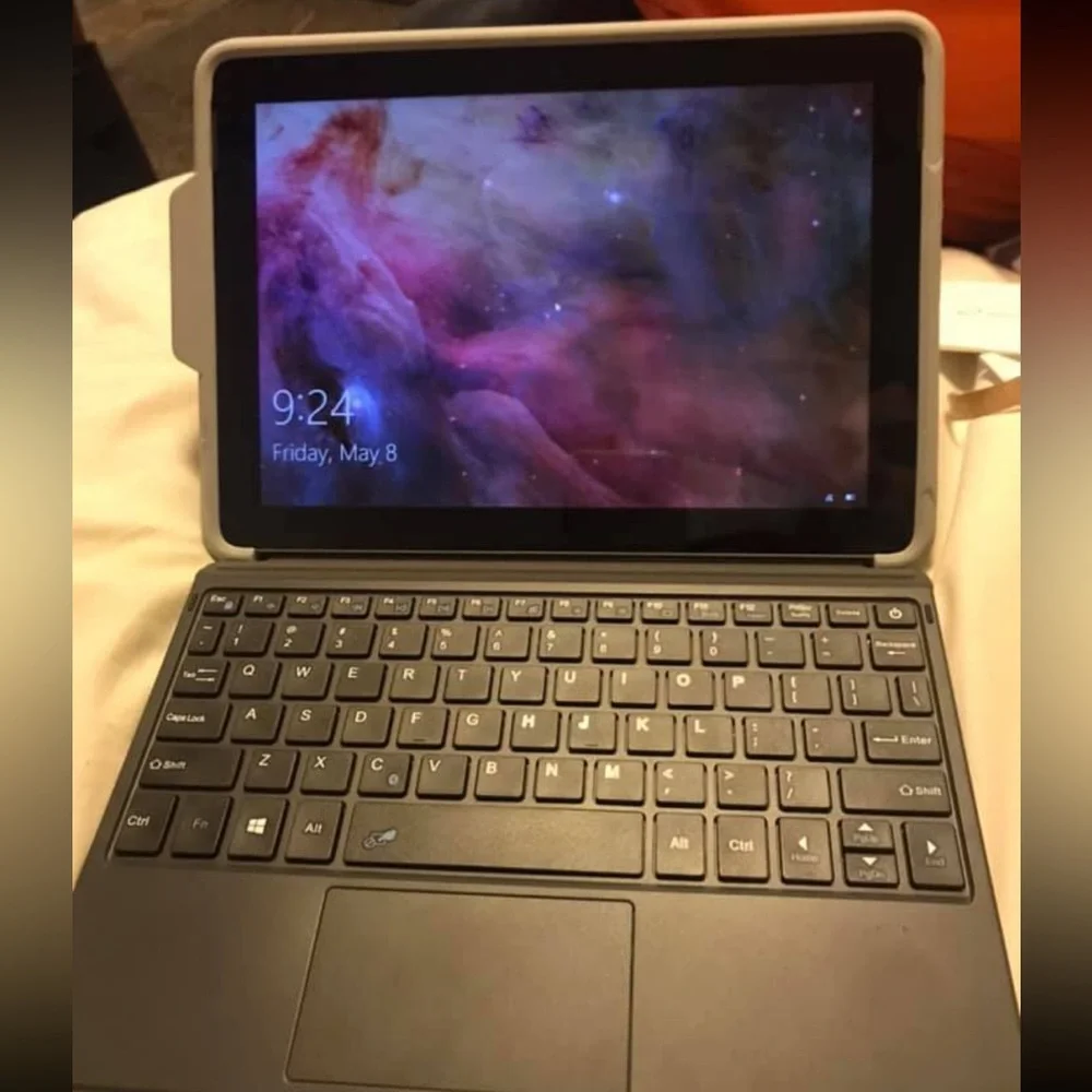Microsoft Surface Go